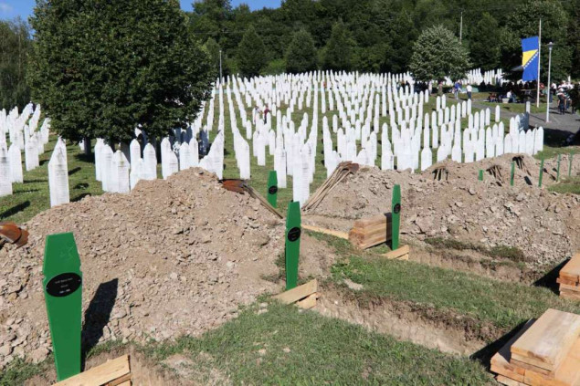 Fazli Porodice Sedam Rtava Genocida U Srebrenici Dale Saglasnost Za