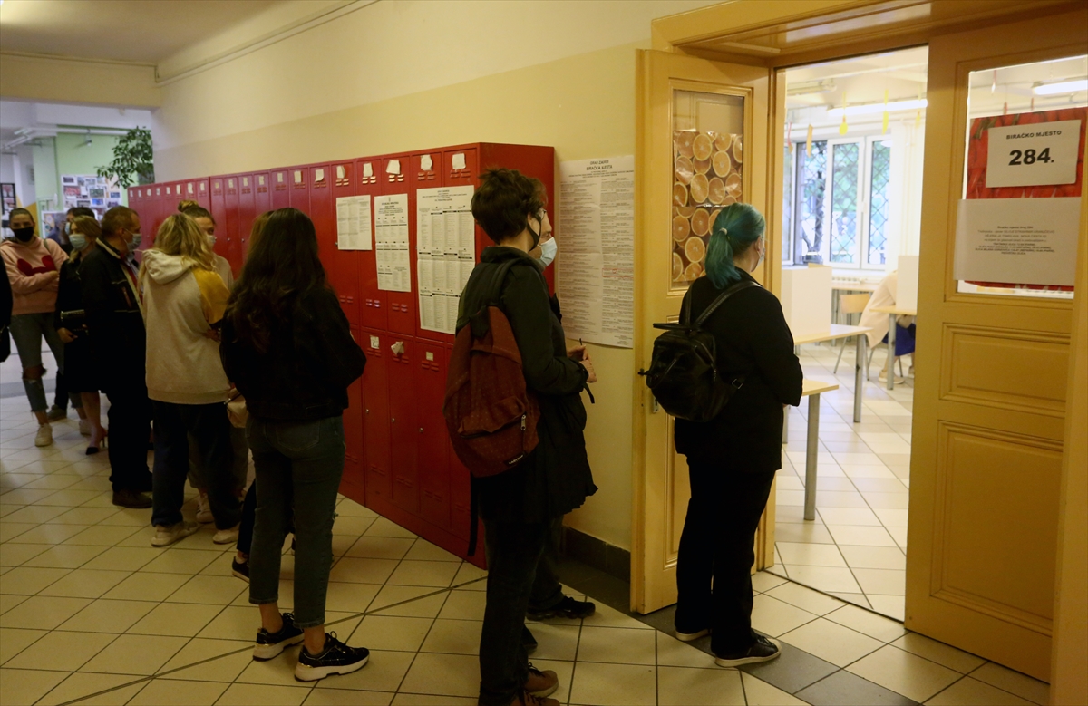 Hrvatska: Otvorena birališta za drugi krug lokalnih izbora
