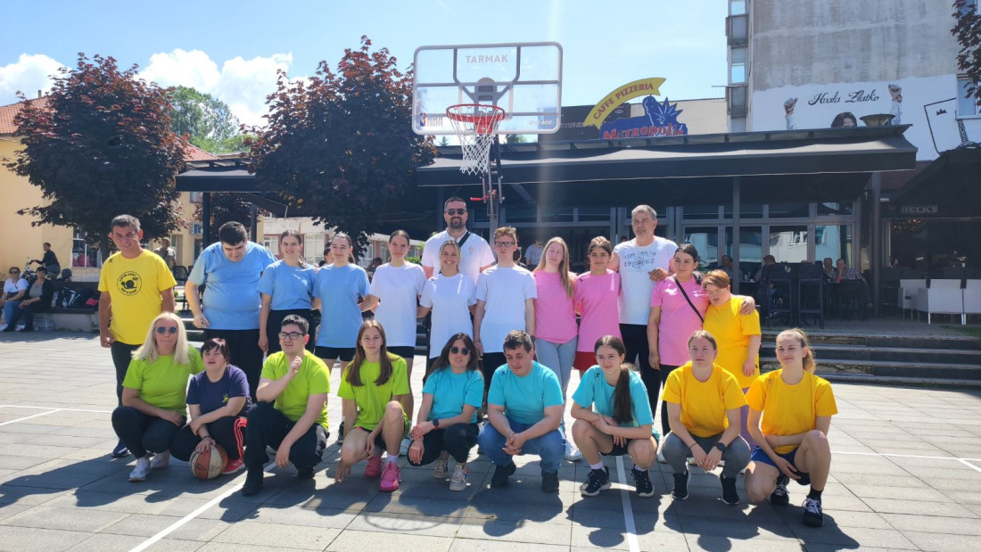 U Livnu održan šesti turnir u uličnoj košarci – humanitarnog karaktera