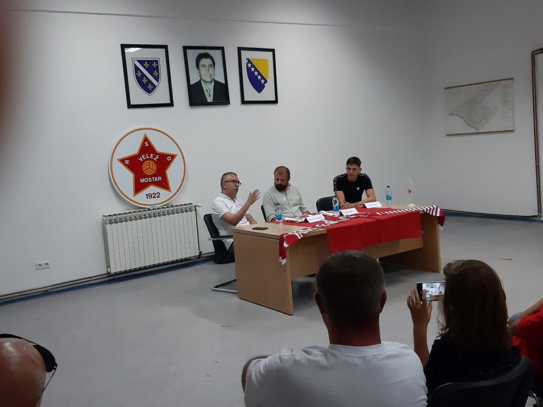 Navijači Veleža s nestrpljenjem očekuju sutrašnji nastup u Evropi