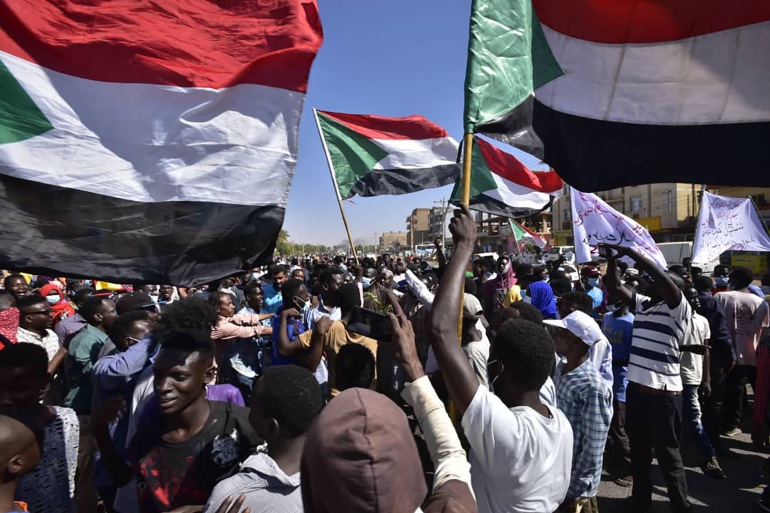U Sudanu poginulo pet demonstranata protiv vojne uprave