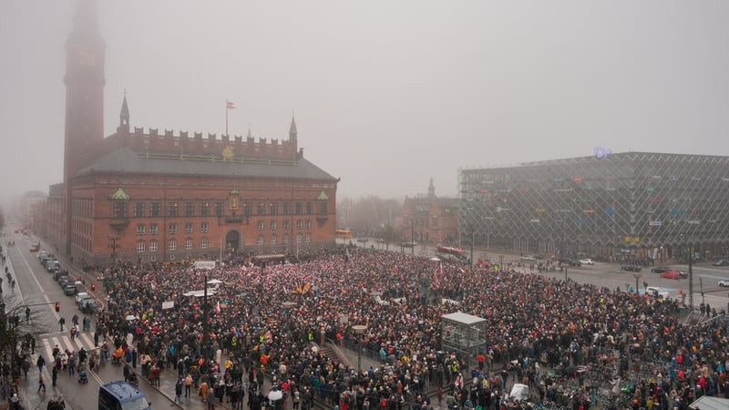 Protesti protiv Trumpovih planova za Grenland počeli u Kopenhagenu