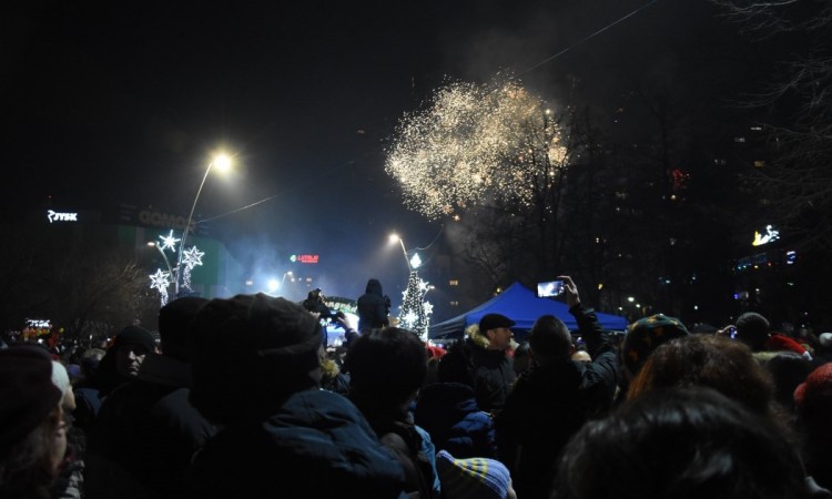 Sredstva za doček preusmjerena za vakcine