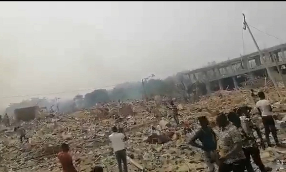 Gana: Velika eksplozija nakon sudara motocikla i kamiona