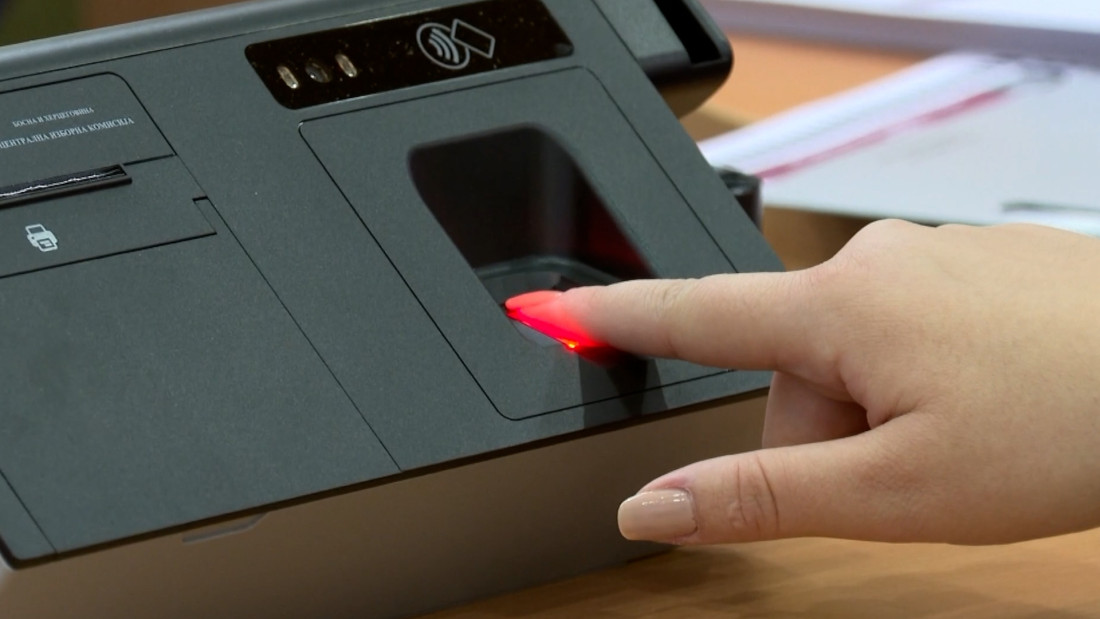 Biometrija i skeneri na 5.200 biračkih mjesta: Mogu li spriječiti izborne manipulacije?