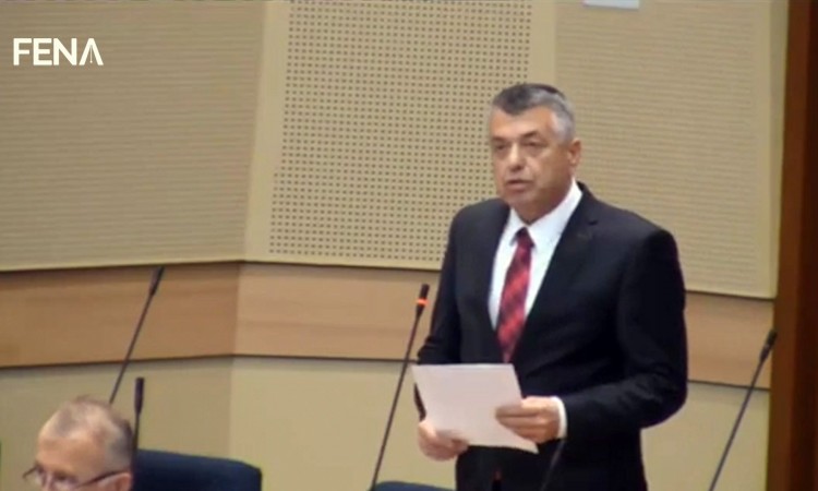 Bratić: Bosna i Hercegovina živi na svakom svome pedlju