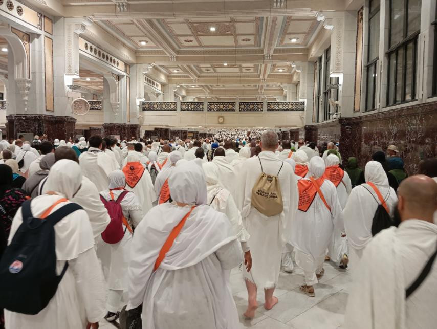 Mekka: Prva grupa budućih bh. hadžija i hadžinica obavila umru