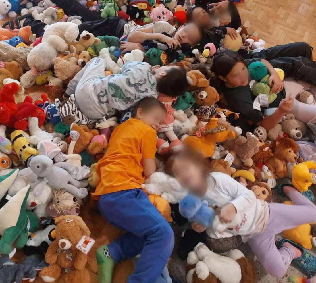 Igračke s oproštaja Edina Džeke stigle do mališana Doma za djecu Tuzla