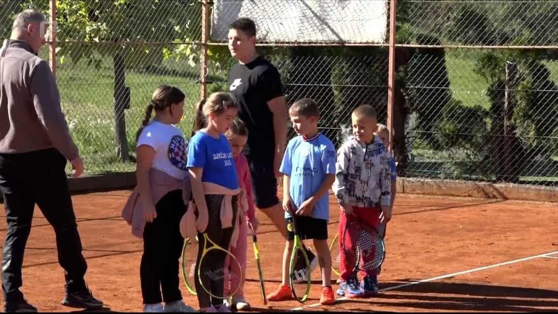 „Oaza mira“ iz Maglaja ponovo organizovala Malu školu tenisa za djecu