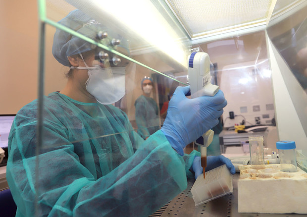 Volontere izlažu virusu u okviru naučne studije