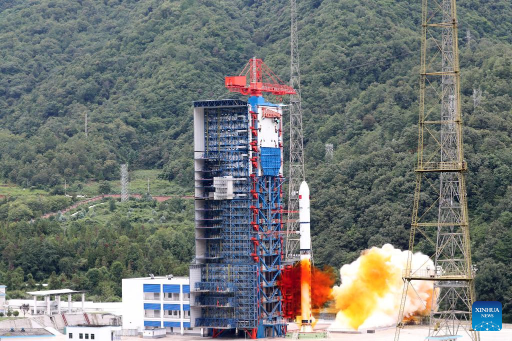 Kina lansirala tri satelita za daljinsko otkrivanje