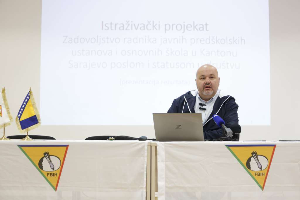 Prosvjetni radnici u KS nezadovoljni statusom u društvu, većina bi rado promijenila posao