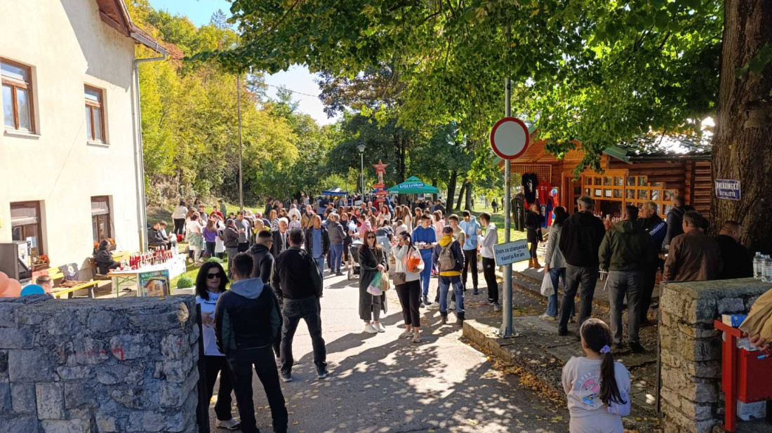 Održana 24.  gospodarsko-turistička manifestacija 'Dani drvarske drenjine'