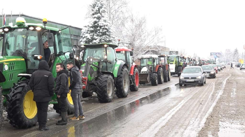 U Prijedoru mljekari skrenuli pažnju na probleme s kojima se suočavaju