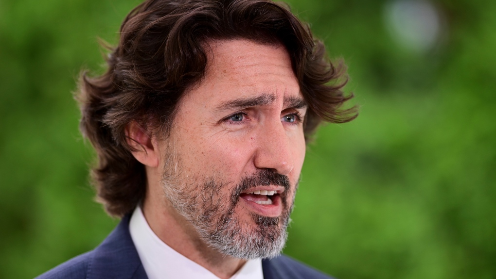 Trudeau: Papa treba da uputi izvinjenje Indijancima