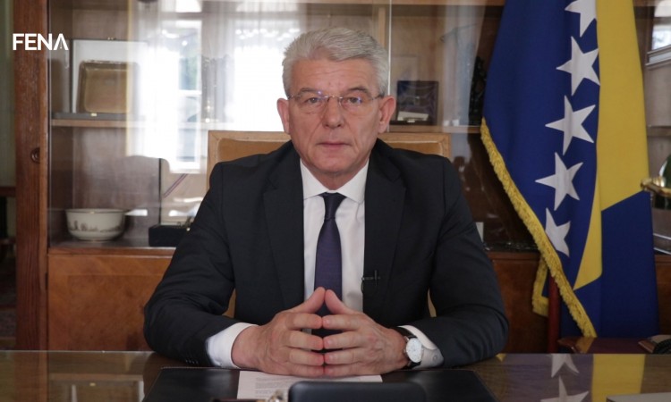 Džaferović razgovarao s Derekom Cholletom o aktualnoj političkoj situaciji u BiH