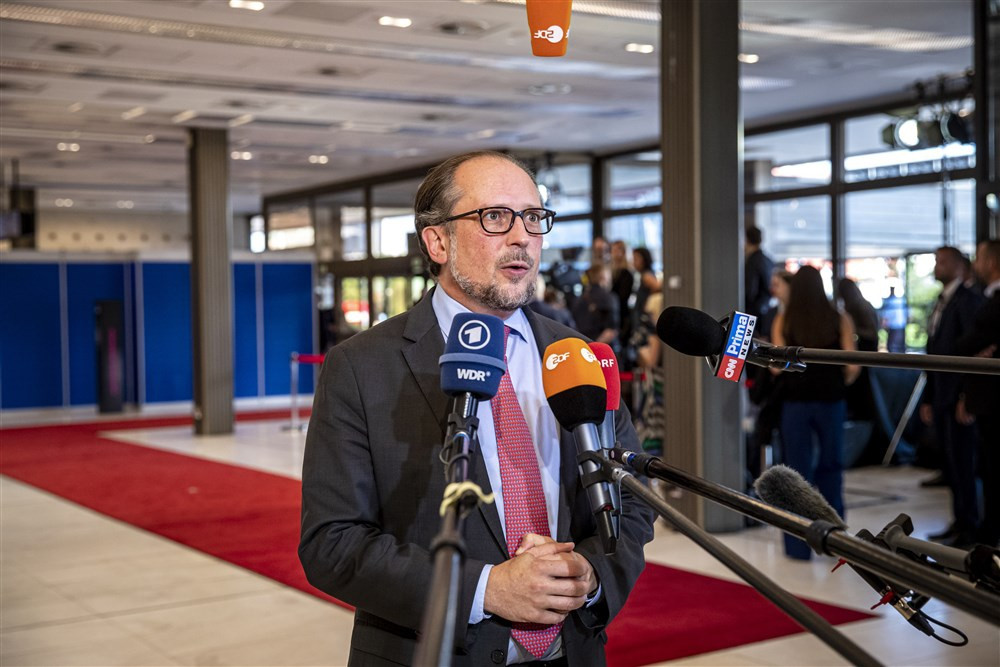 Schallenberg uputio čestitku građanima BiH