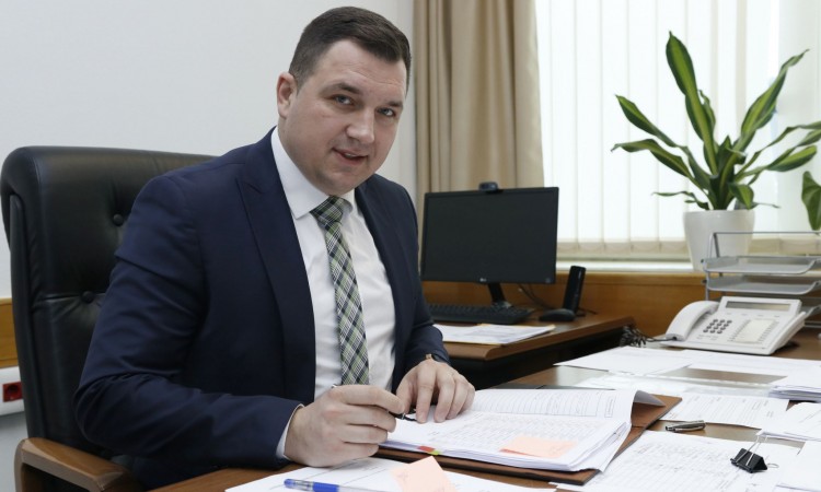 PSBiH: Poslanici sutra o smjeni ministra Miloša Lučića