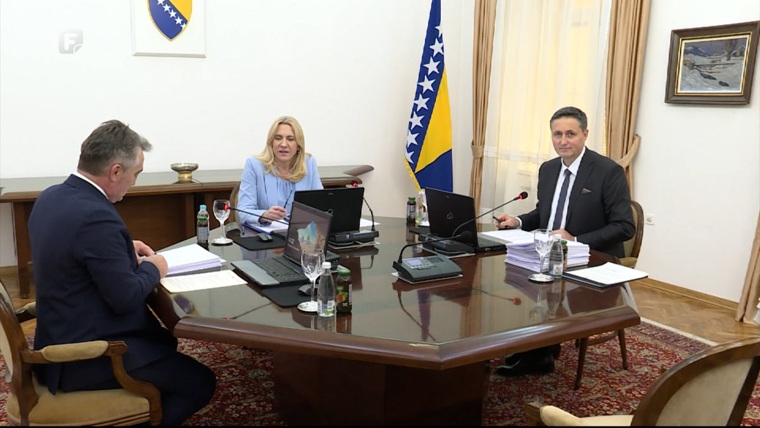 Zašto je državni proračun na čekanju?