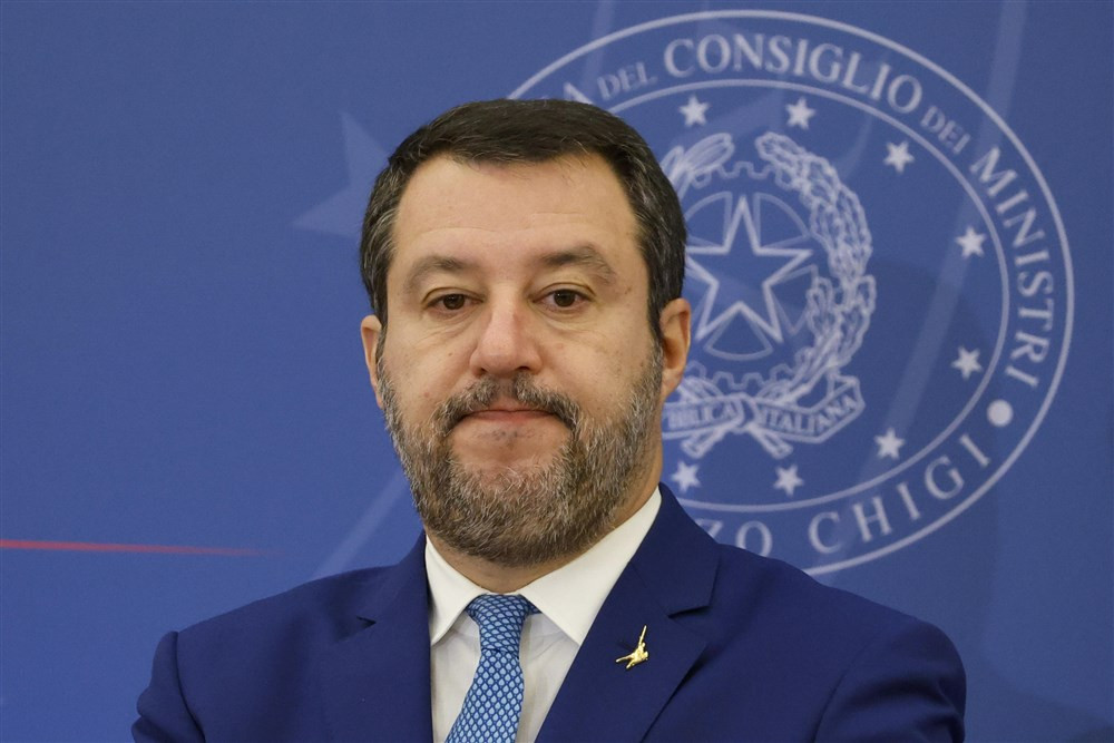Salvini poziva Sloveniju da nastavi s readmisijama
