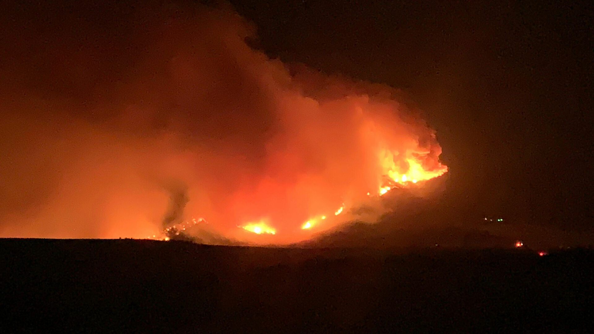 Zbog požara na Mokroj Gori proglašena vanredna situacija