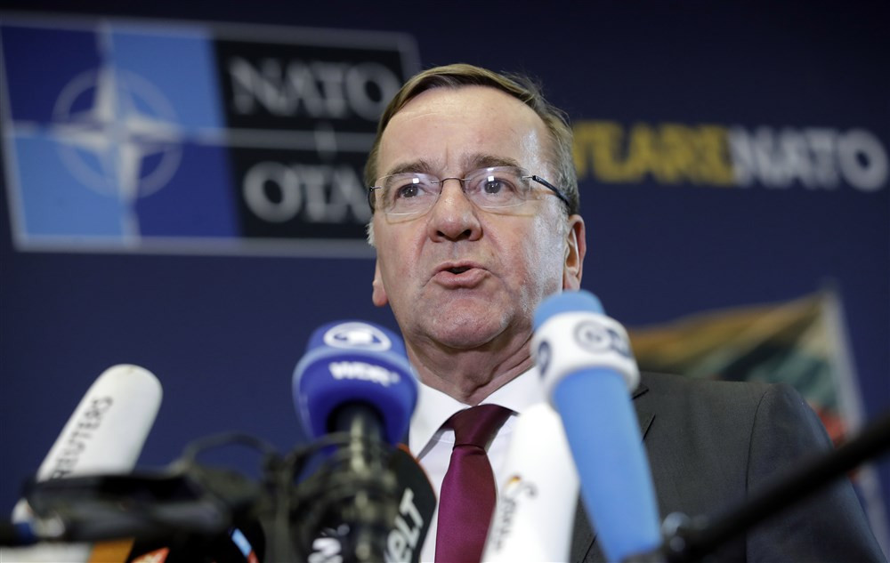 Njemački ministar odbrane: Obuka ukrajinskih vojnika teče po planu