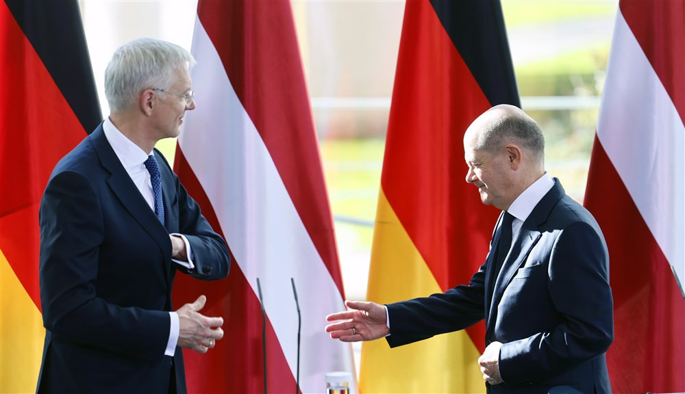 Scholz: Rusija treba povući trupe da bi omogućila mirovne pregovore o Ukrajini