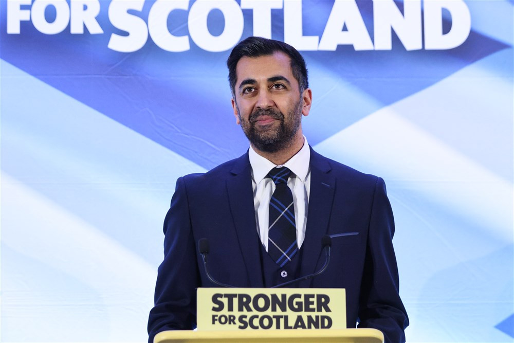 Humza Yousaf će zamijeniti Nicolu Sturgeon na mjestu prvog ministra škotske vlade