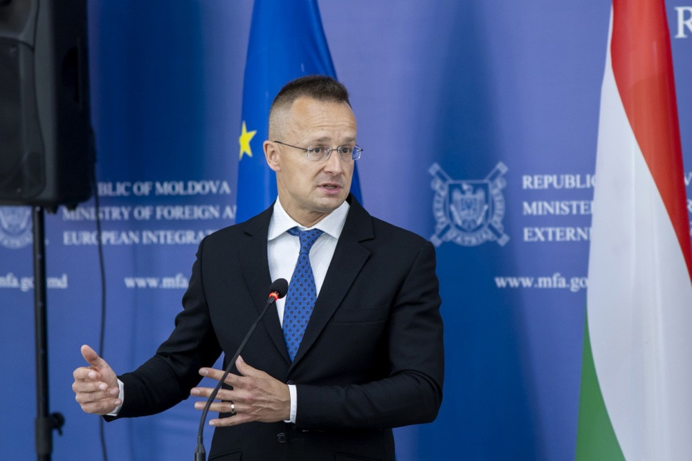 Sijarto: Ne davati izjave koje ohrabruju migracije