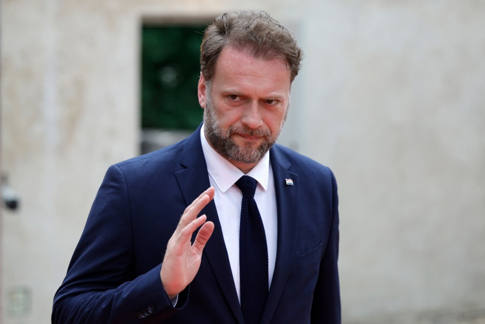 Plenković smijenio ministra odbrane