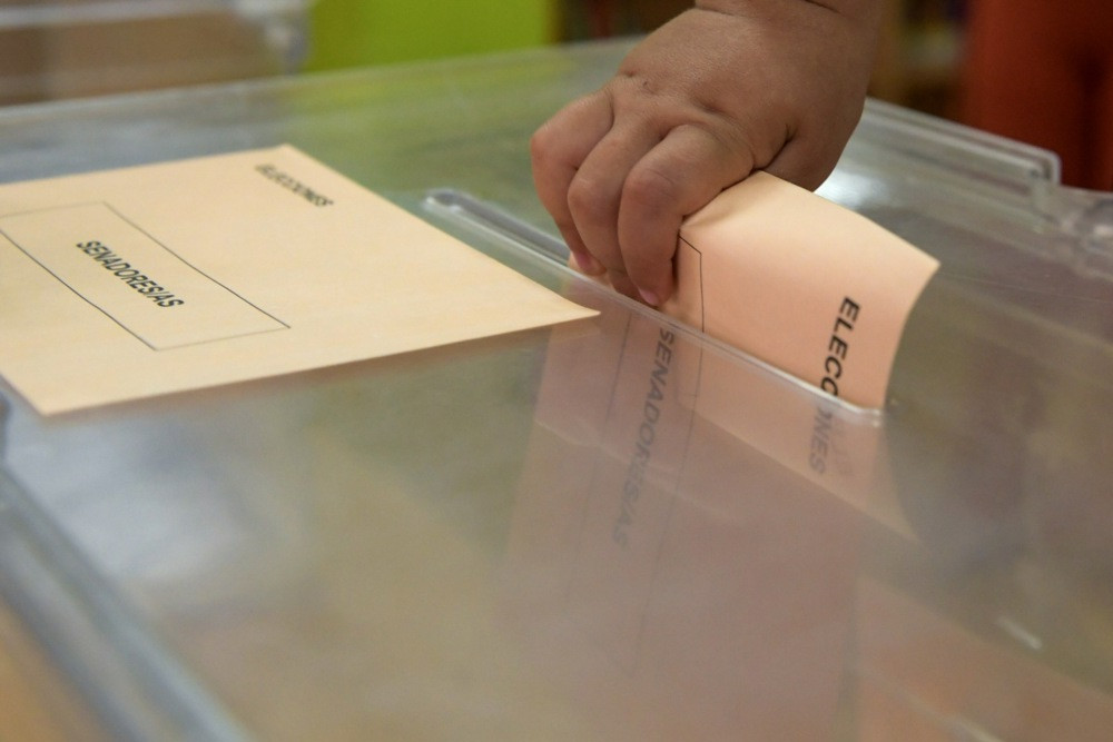 Na izborima u Španiji vodi Narodna stranka, desničarski Vox potencijalno dolazi na vlast