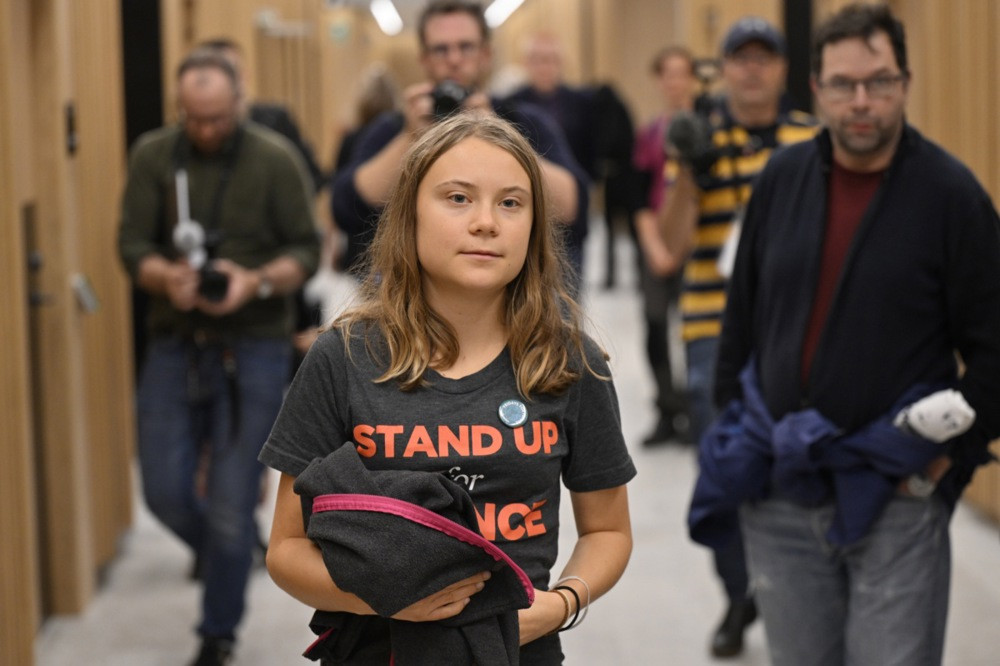 Sud u Švedskoj ponovo kaznio Gretu Thunberg zbog nepokornosti policiji na ekološkim protestima