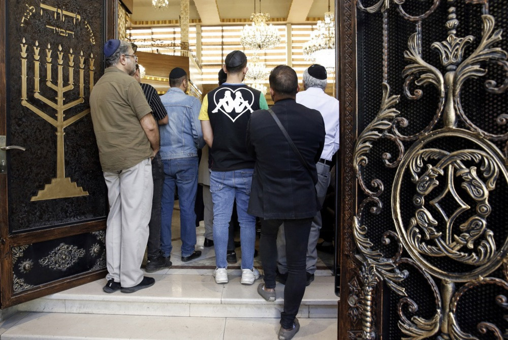 Jevrejska zajednica u Teheranu opstaje uprkos ratu i rušenju sinagoge u izraelskom napadu