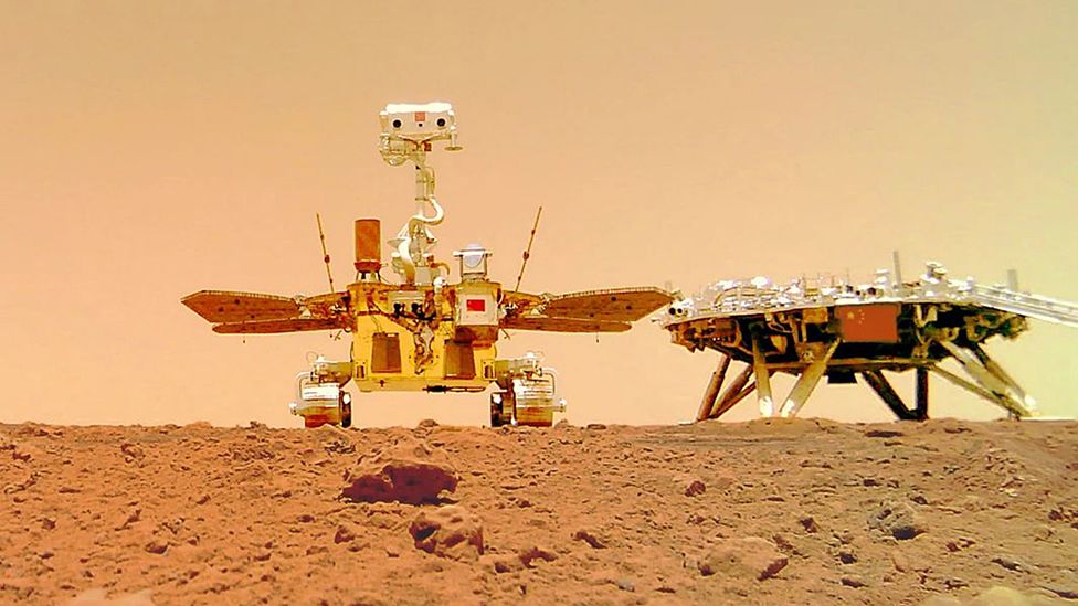 Kineski rover Zhurong provozao se 410 metara po Marsu