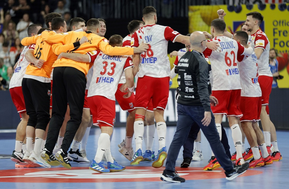 Rukometaši Hrvatske ubjedljivo savladali Španiju