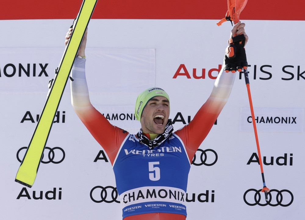 Yule pobijedio u slalomu u Chamonixu iako je poslije prve vožnje bio posljednji