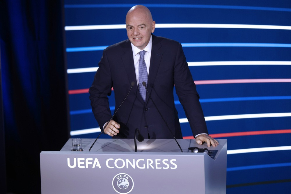 Infantino: Ništa od uvođenja plavog kartona
