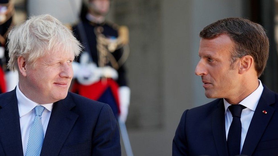 Johnson i Macron razgovarali o krizi u Ukrajini