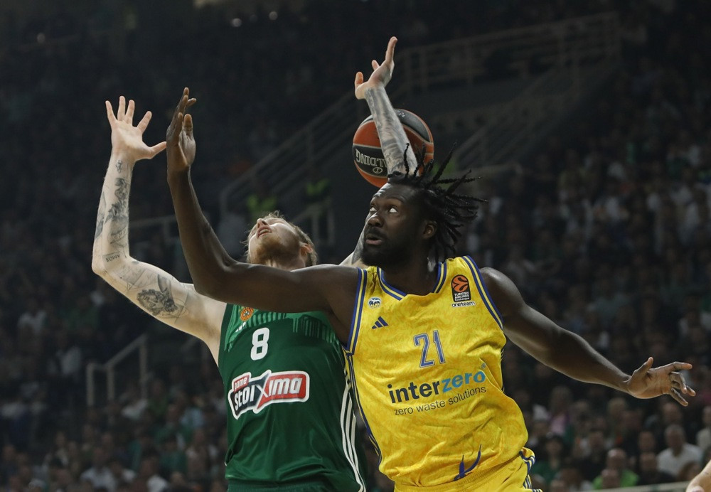 Khalifa Koumadje više nije košarkaš Olympiacosa