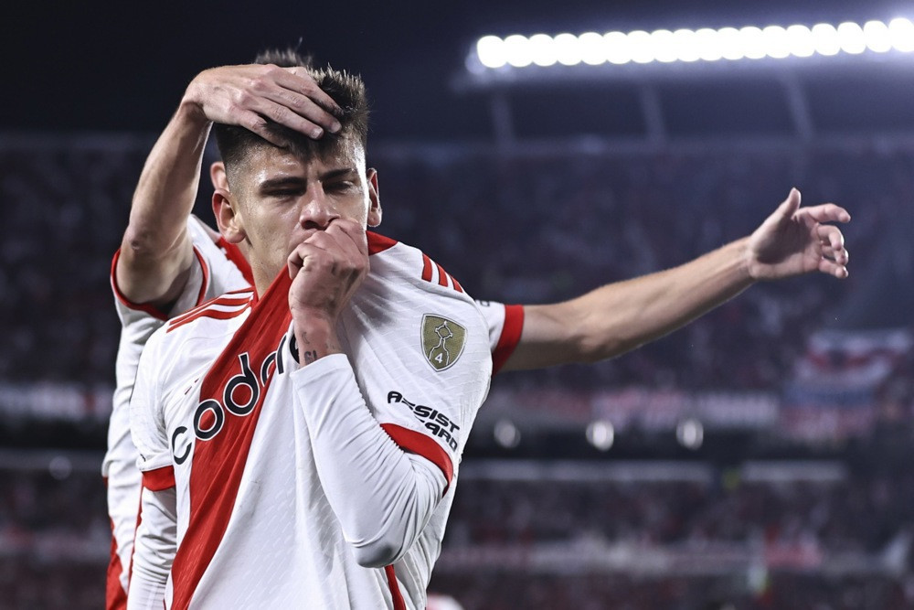 Claudio Echeverri na posudbi u Bayer Leverkusenu do kraja sezone