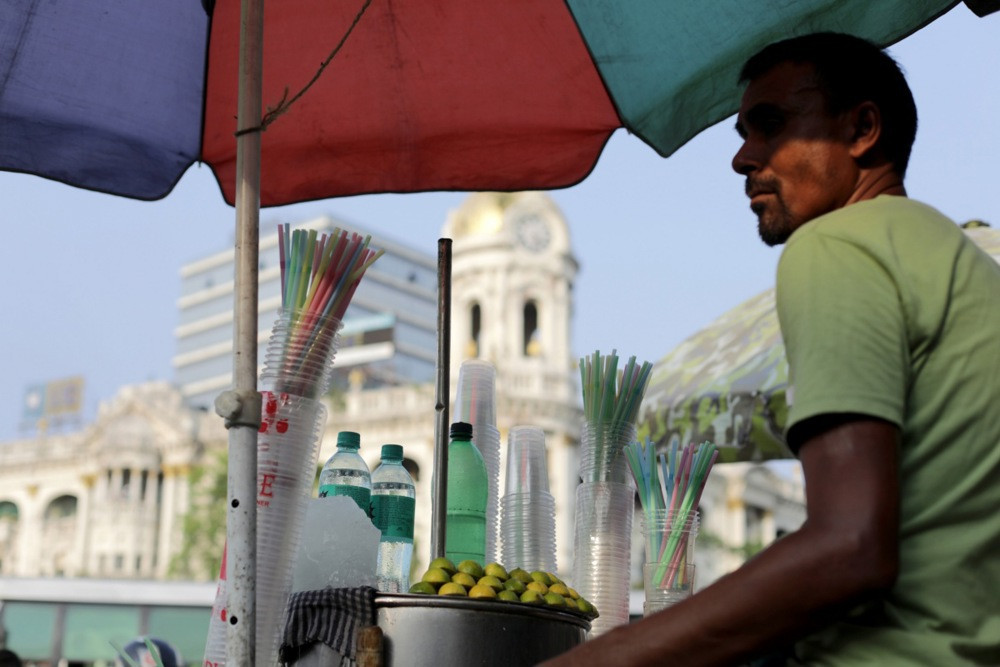 Neuobičajeno jak toplotni val u Indiji ovog ljeta odnio više od 100 života