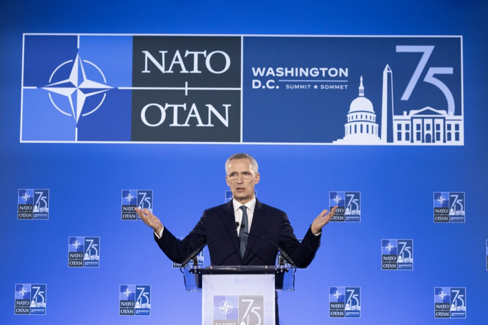 Stoltenberg odobrava ukrajinsku ofanzivu u Rusiji