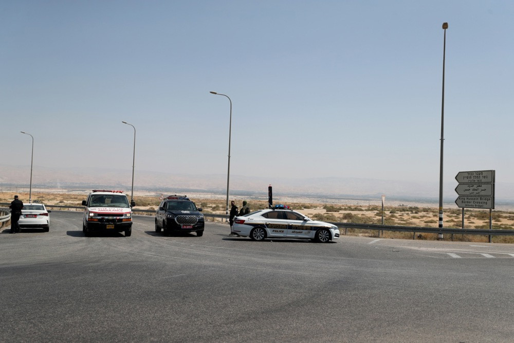 Napadač iz kamiona s pomoći za Gazu ubio dvojicu na graničnom prelazu između Jordana i Zapadne obale
