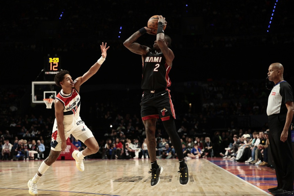 Rozier neće primati platu dok je pod istragom FBI-ja