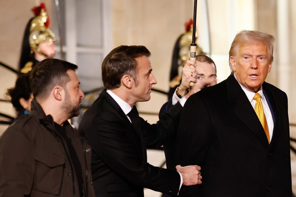 Macron, Trump i Zelenski se sastali uoči svečanosti otvaranja Notre-Damea