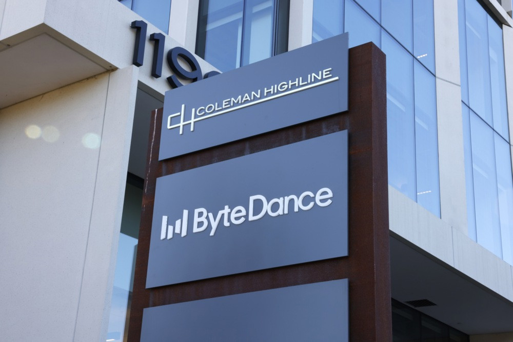 Trump traži od Vrhovnog suda SAD da suspenduje zakon koji prijeti zabrani Tiktoka