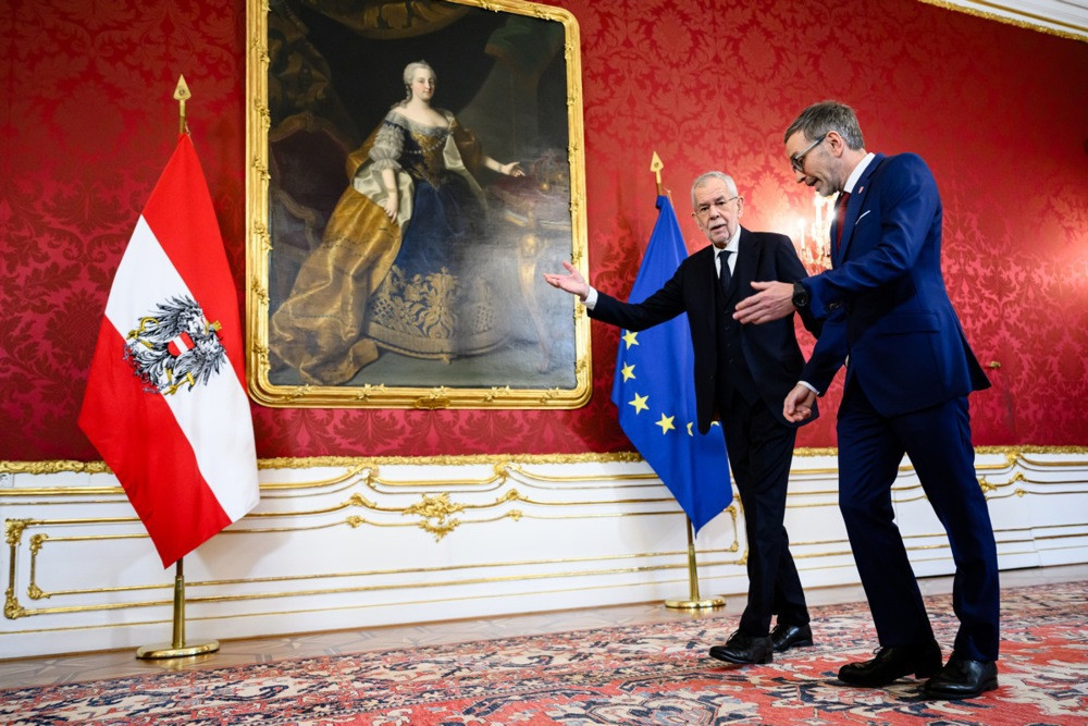 Predsjednik Van der Bellen zadužio čelnika krajnje desnice da sastavi austrijsku koalicijsku vladu