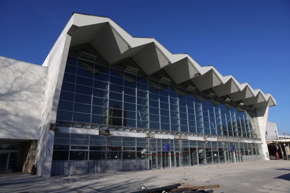 Srbija obilježava sedam mjeseci od novosadske tragedije, prosvjedi u 32 grada