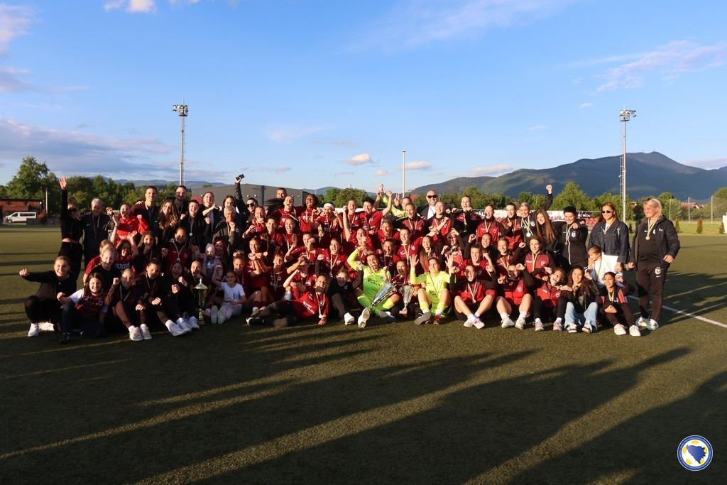 Trofeji za seniorke i kadetkinje SFK 2000 Sarajevo