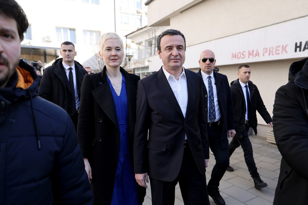 Kurti dobiva izbore na Kosovu, ali nedovoljno za samostalnu vladu - izlazne ankete